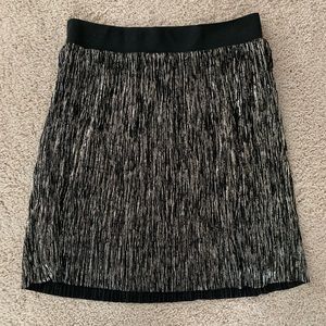 Reversible black/gold skirt